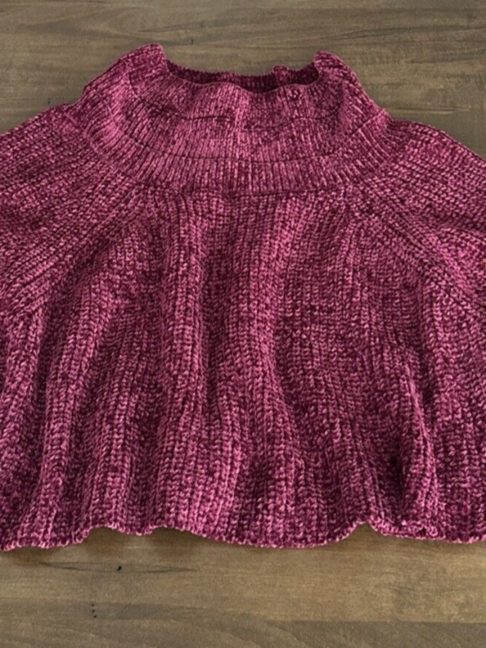 RD Style Chenille Crop Pullover Sweater Bell Sleeve Cranberry Sz Small